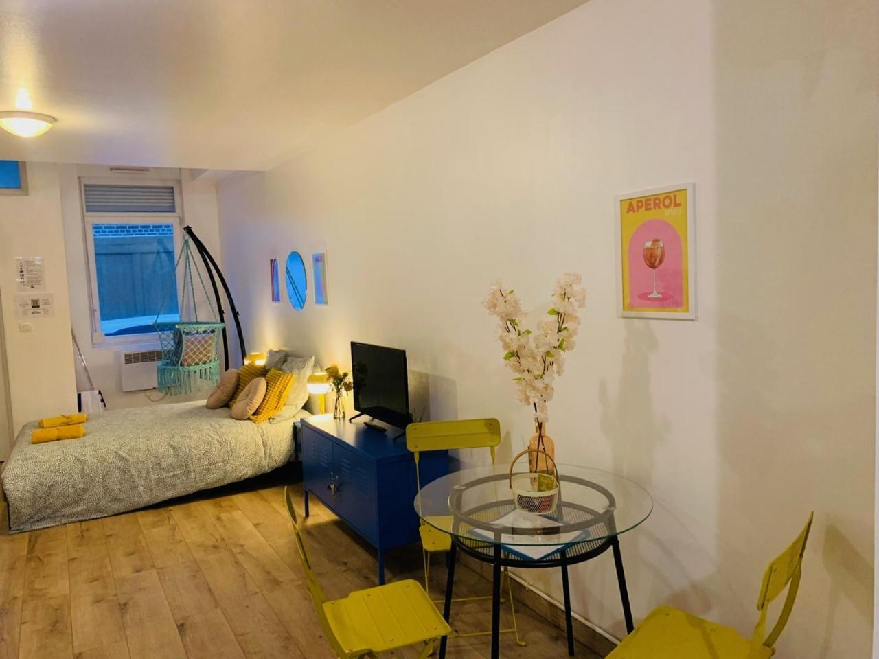 Cocooning Modern Design Studio Avesnes-sur-Helpe Exterior foto