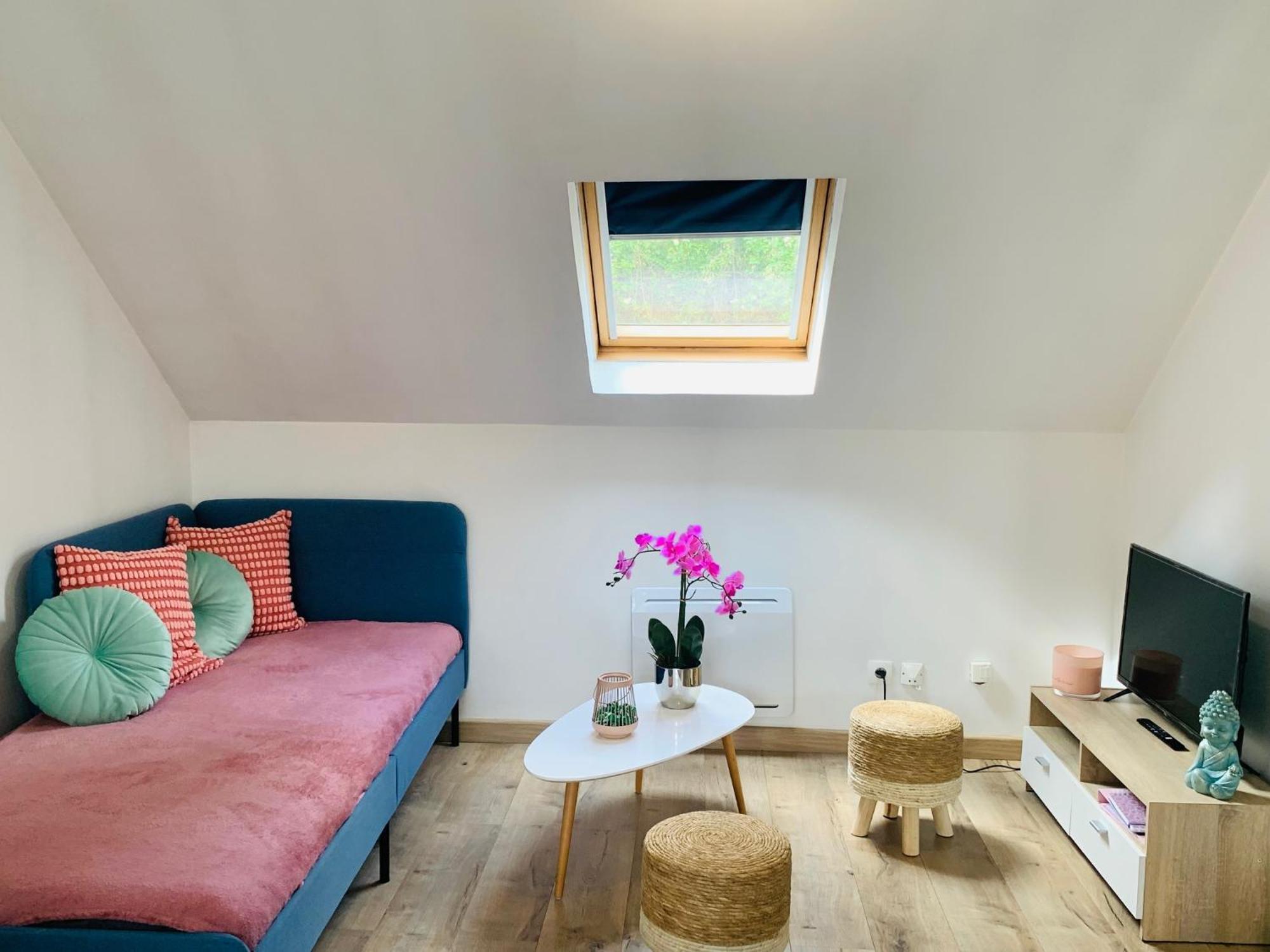 Cocooning Modern Design Studio Avesnes-sur-Helpe Exterior foto